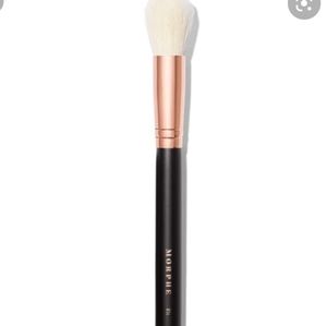 Morphe r5 contour brush